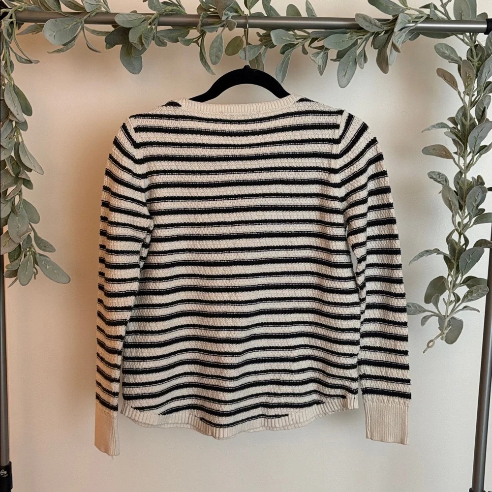 Loft sweater - Picture 3 of 3